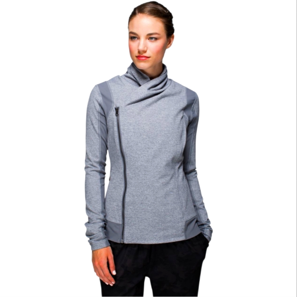 Lululemon Bhakti Yoga Jacket Size 8 in Heathered Gray Retail $110